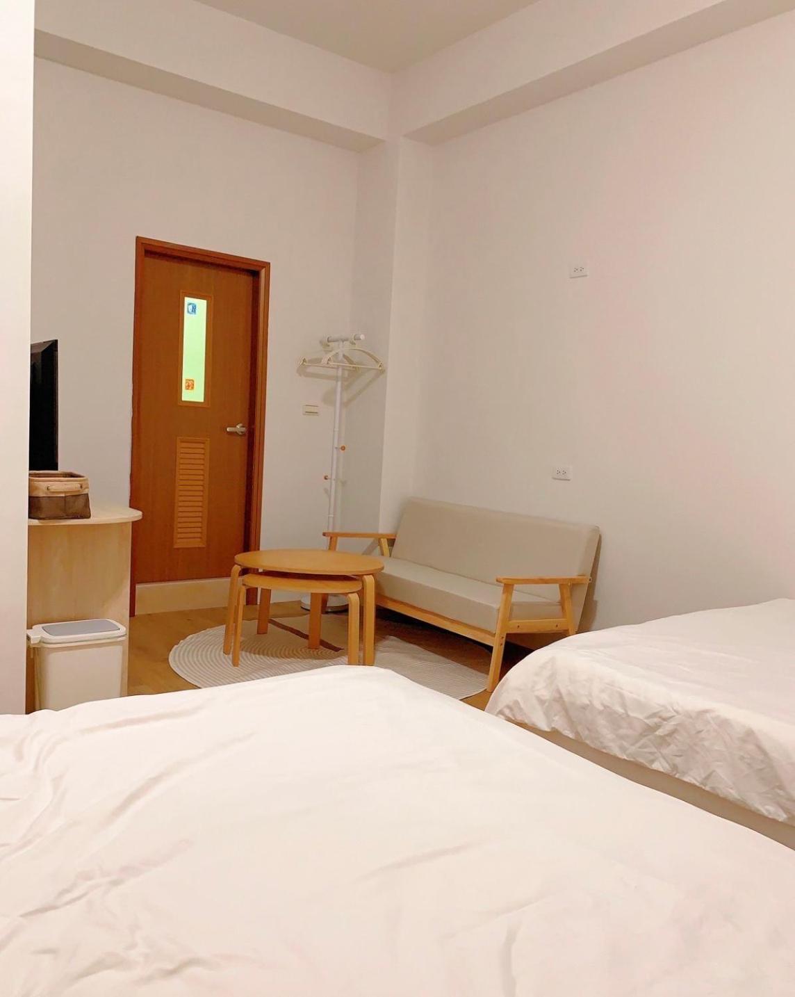 Travelers Hostel Маґун Екстер'єр фото